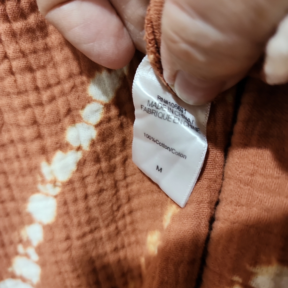 FFB NWOT Tunic Med tie dye brown and white 3/4 sleeve button up - Picture 7 of 8
